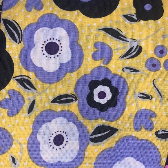 Over 2 yards of fabric - Picture 3 of 8